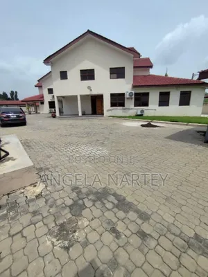 15bdrm House in Ridge for rent