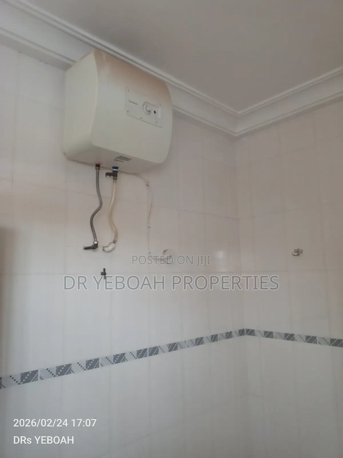 4bdrm Maisonette in Luxury- 4Bedrooms for rent