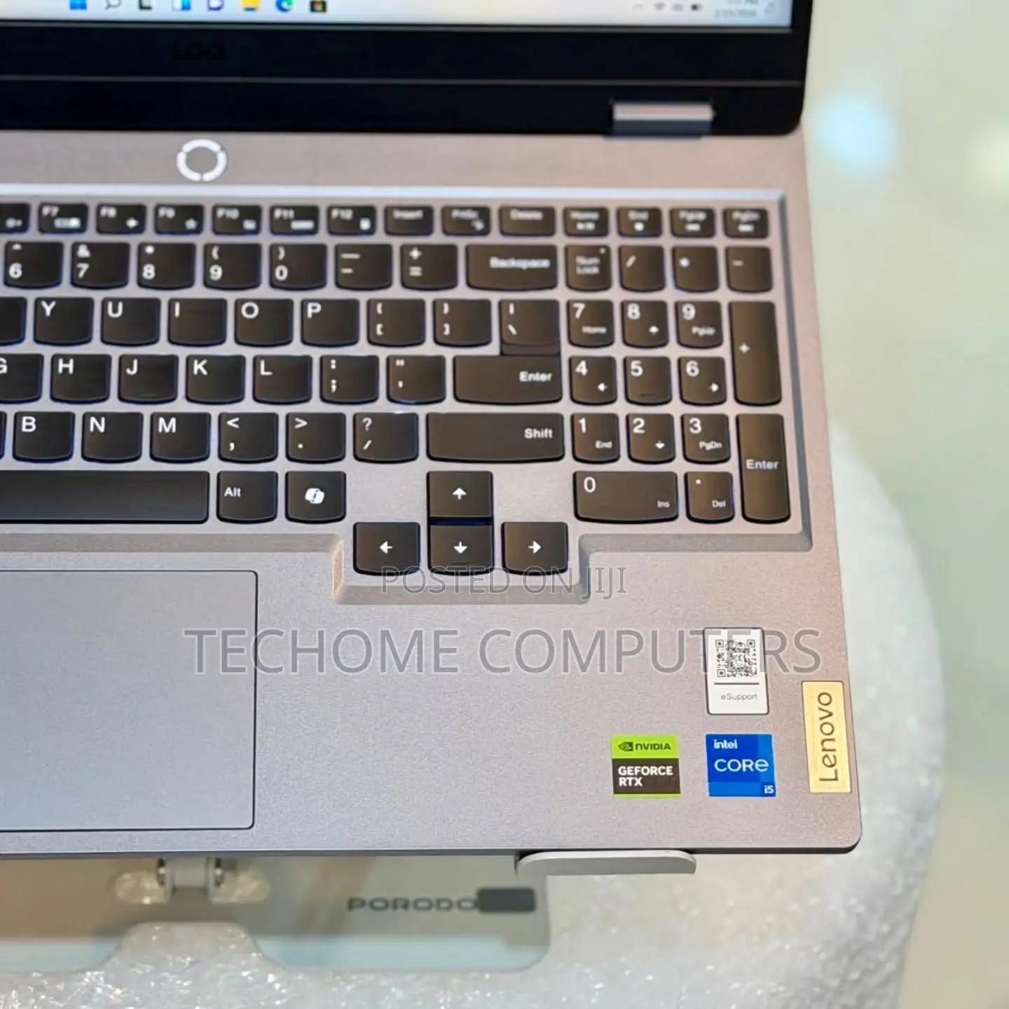 Laptop Lenovo LOQ 15IRH8 16GB Intel Core i5 SSD 512GB