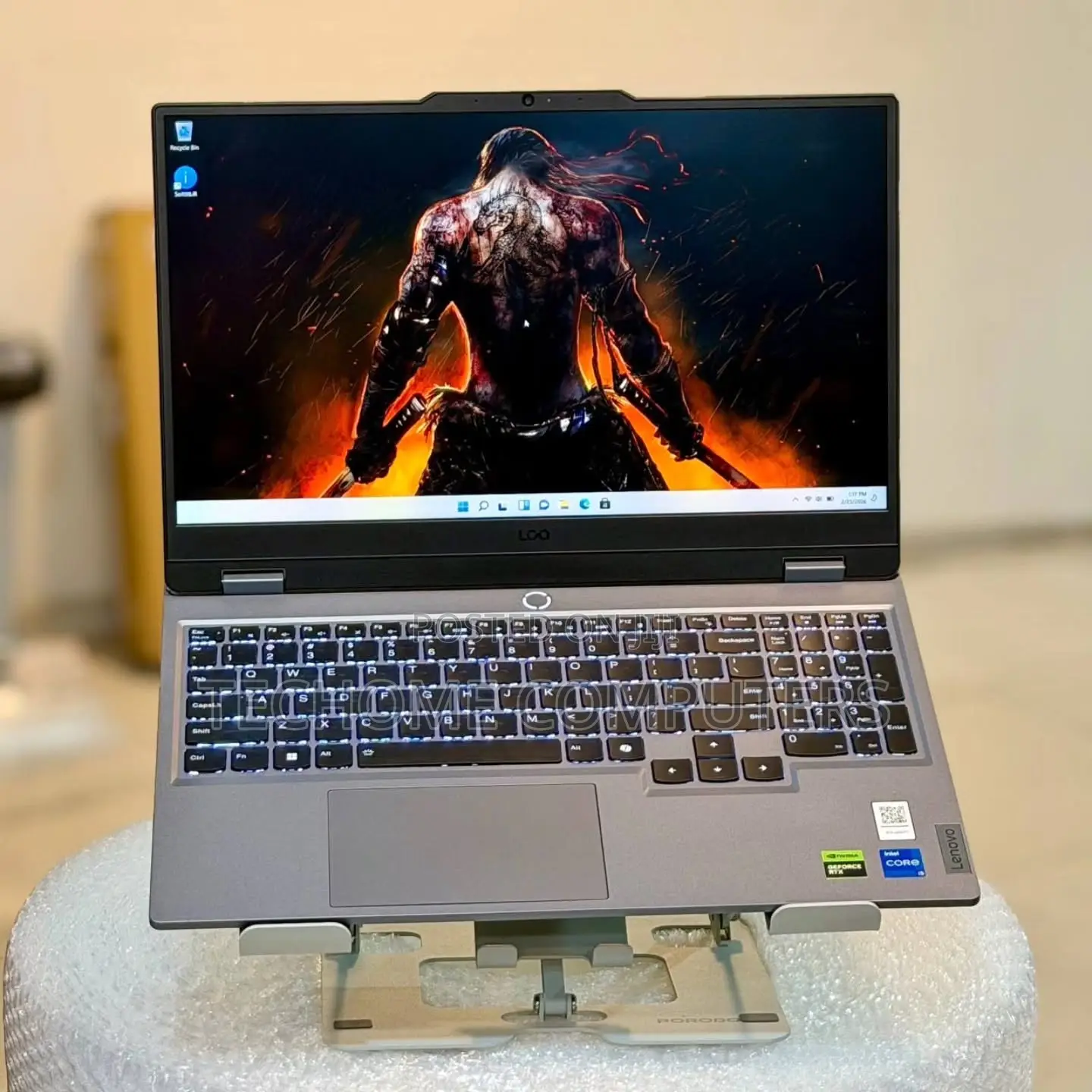 Laptop Lenovo LOQ 15IRH8 16GB Intel Core i5 SSD 512GB