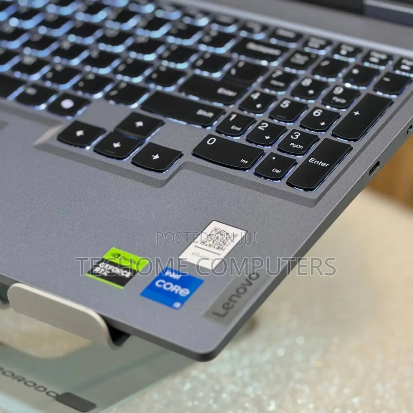 Laptop Lenovo LOQ 15IRH8 16GB Intel Core i5 SSD 512GB