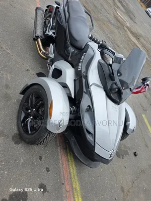 Can-Am Spyder 2009 White