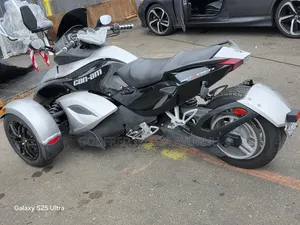 Can-Am Spyder 2009 White