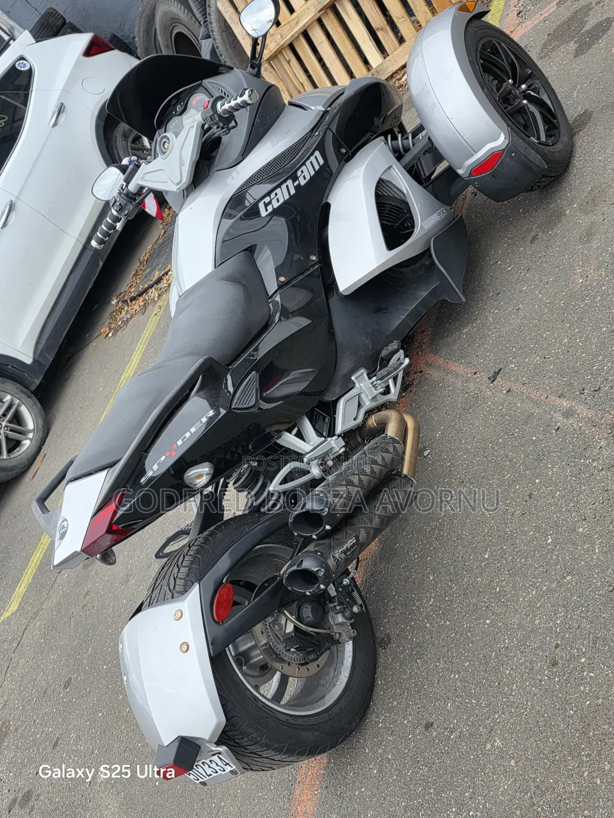 Can-Am Spyder 2009 White