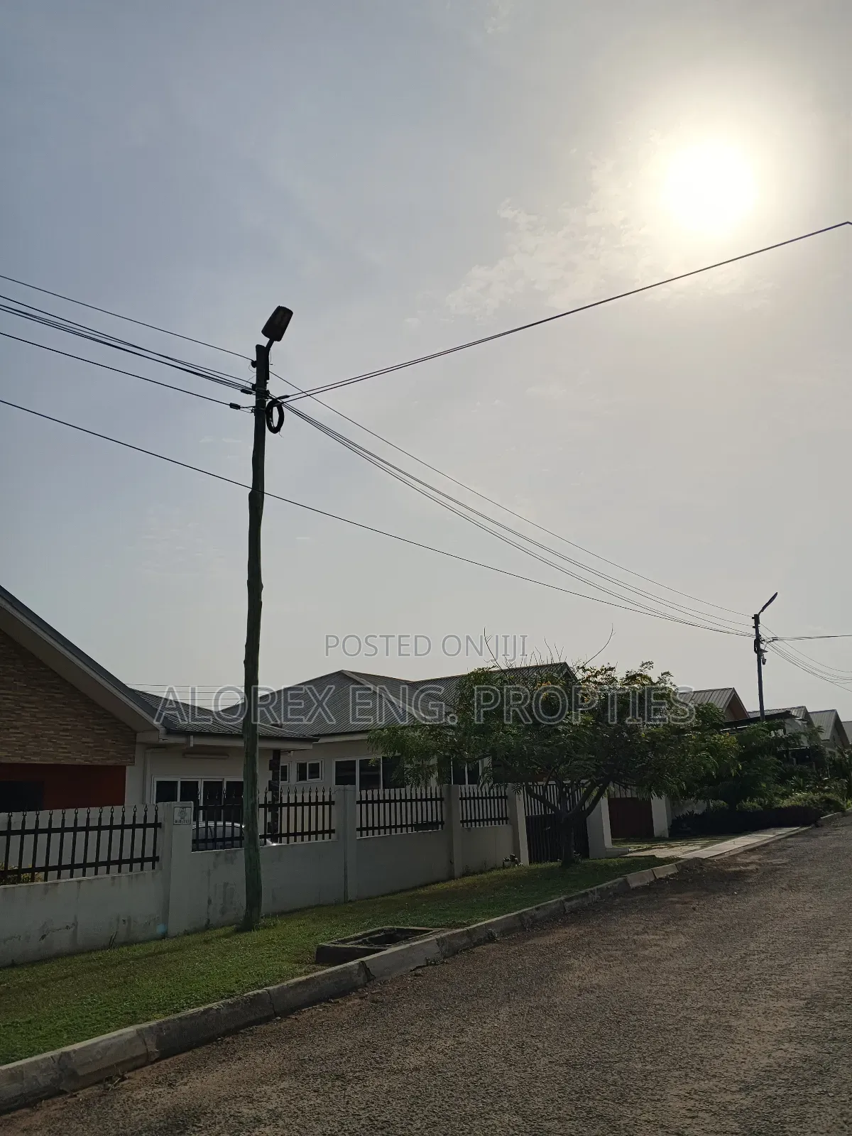 3bdrm Bungalow in Oyarifa for rent