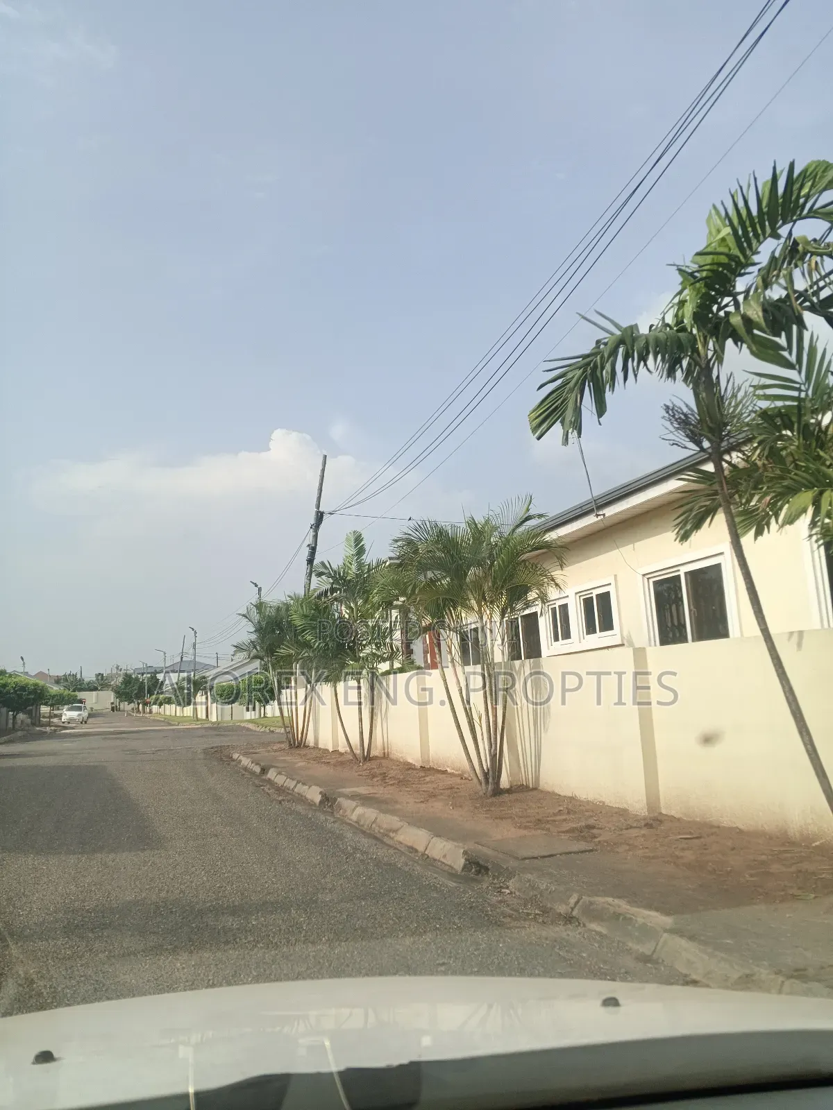 3bdrm Bungalow in Oyarifa for rent