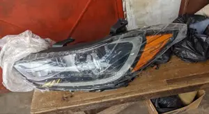 Elantra 2017 Head Light (One Side)