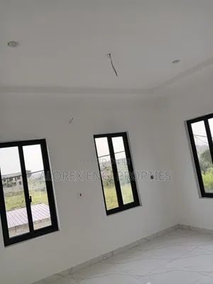 2bdrm House in Oyarifa $90,000 for sale