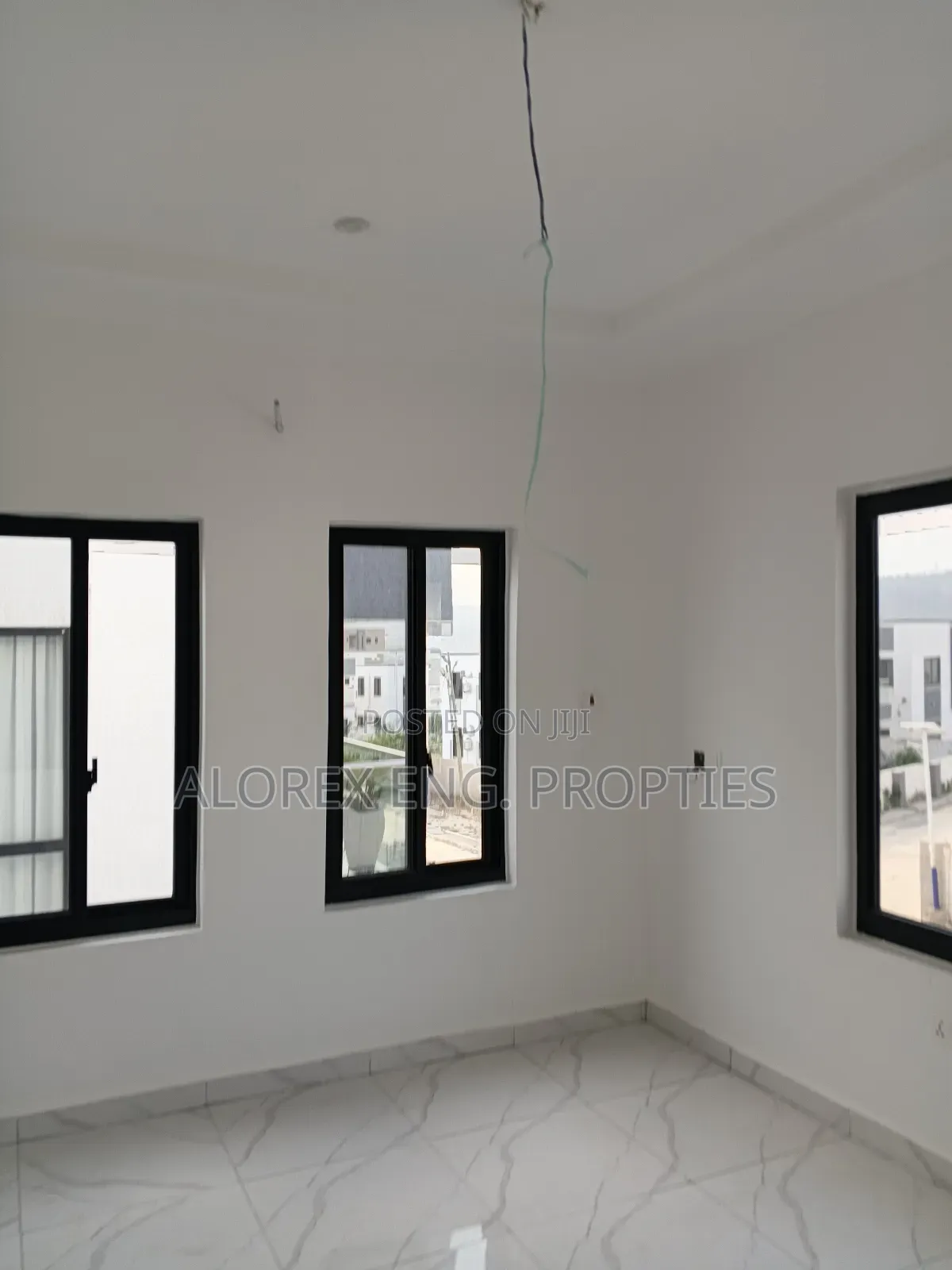 2bdrm House in Oyarifa $90,000 for sale