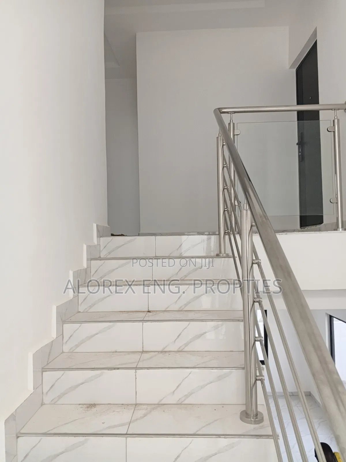 2bdrm House in Oyarifa $90,000 for sale