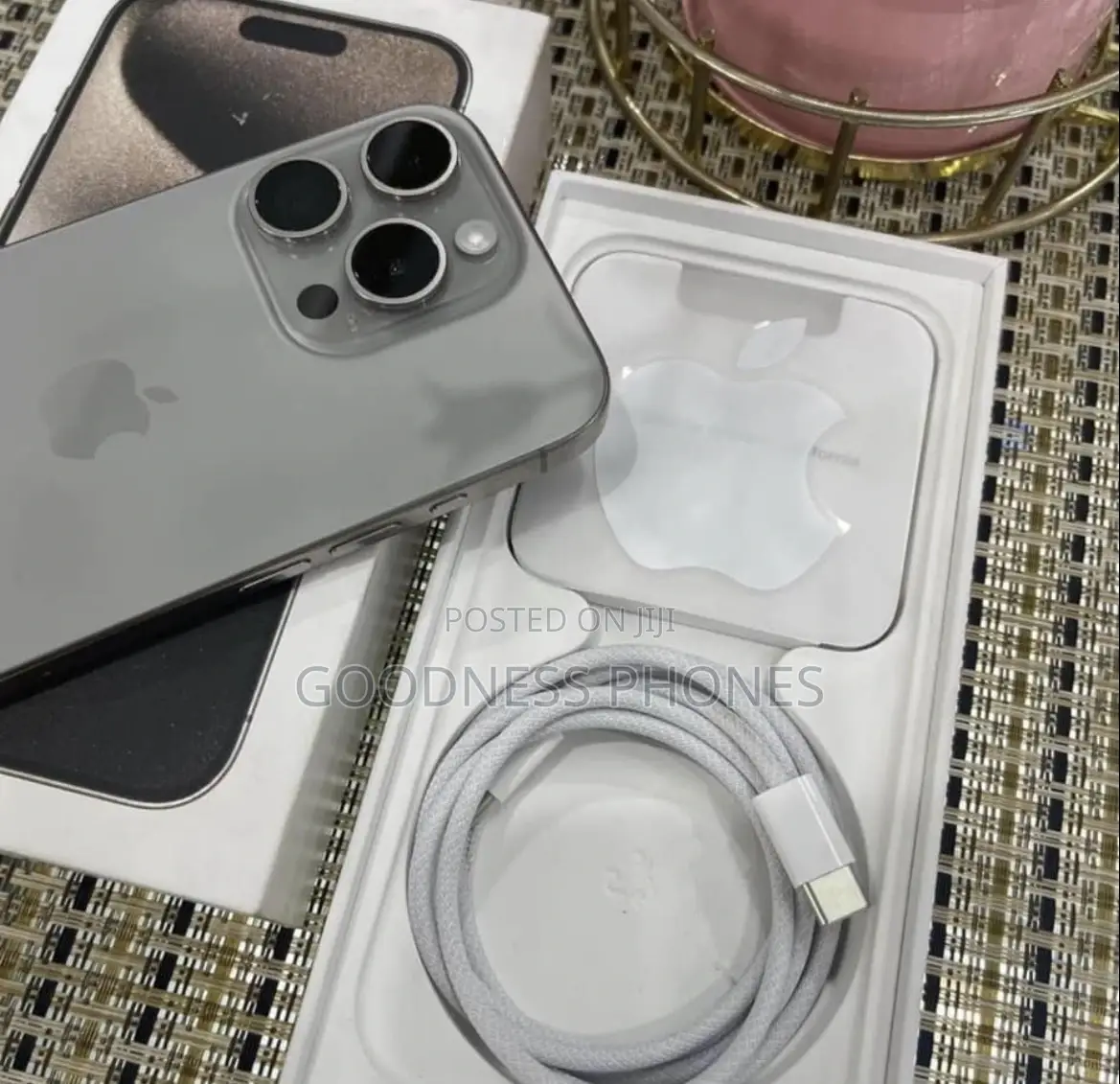 Apple iPhone 15 Pro Max 256 GB Silver