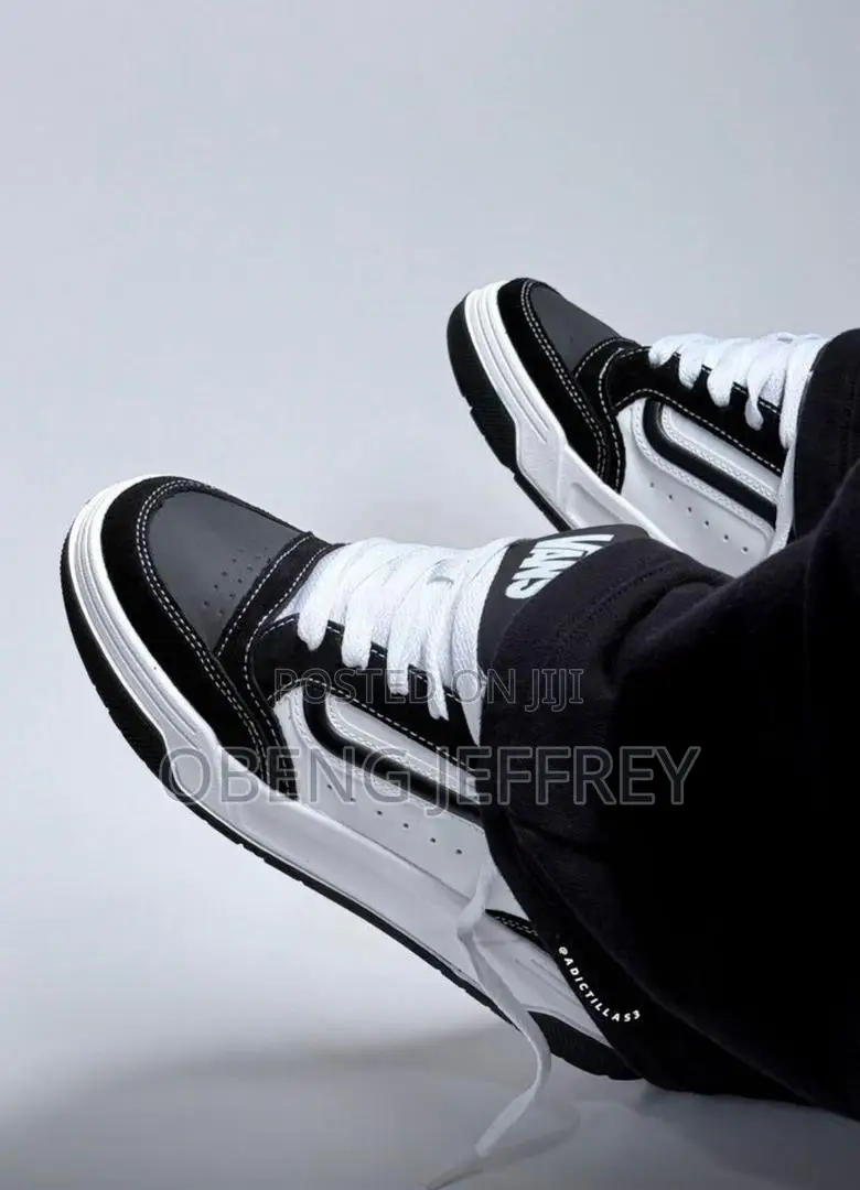 Original Vans Hylane in Black/White