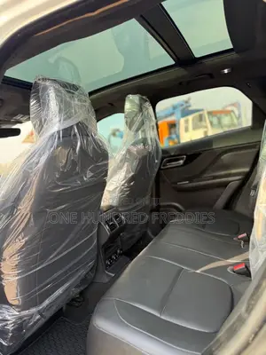 Jaguar F-Pace 25t AWD 2020 White