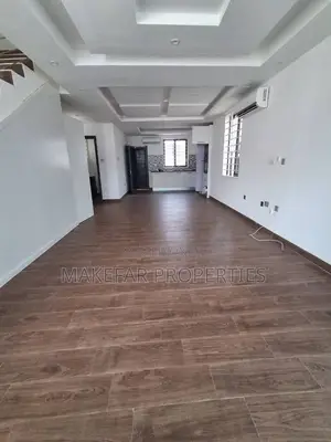 3bdrm House in School Junction for rent