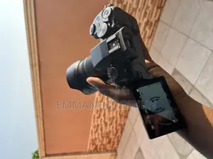 Panasonic Lumix G85