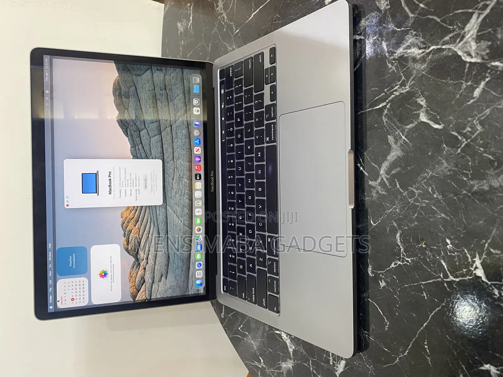Laptop Apple MacBook Pro 2020 16GB Intel Core i5 SSD 256GB