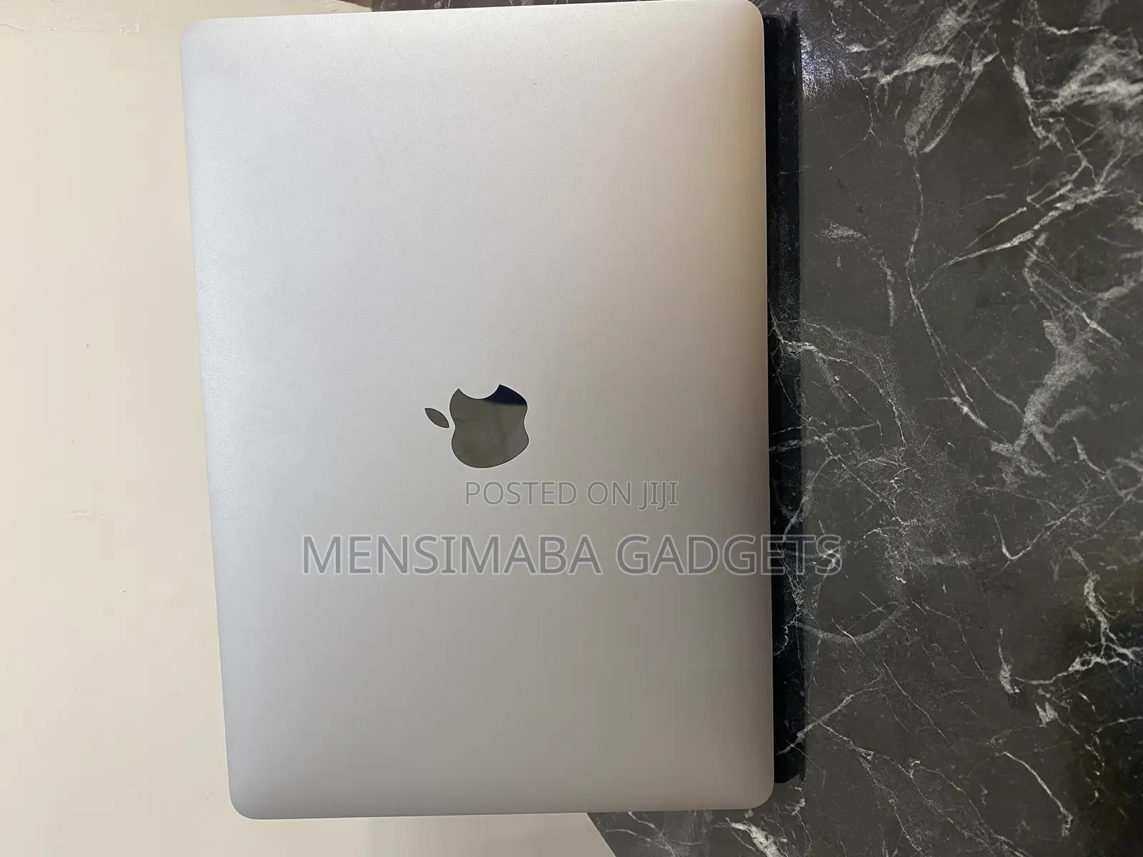 Laptop Apple MacBook Pro 2020 16GB Intel Core i5 SSD 256GB