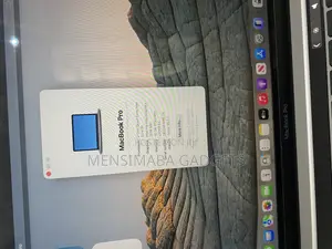 Laptop Apple MacBook Pro 2020 16GB Intel Core i5 SSD 256GB