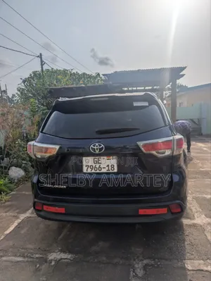 Toyota Highlander LE 4x2 (2.7L 4cyl 6A) 2016 Blue