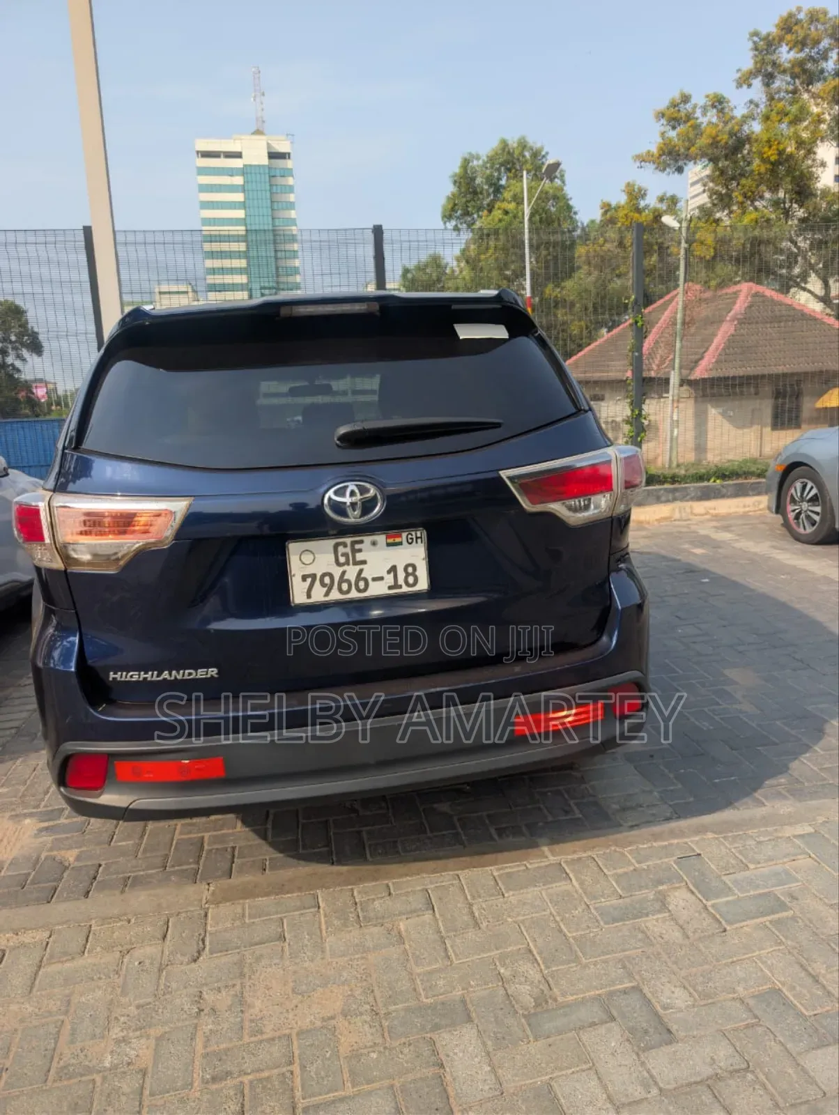 Toyota Highlander LE 4x2 (2.7L 4cyl 6A) 2016 Blue