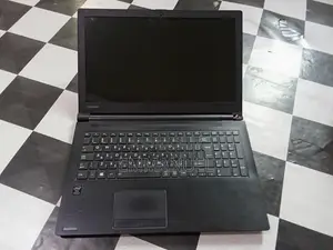 Laptop Toshiba 4GB Intel Pentium HDD 500GB