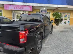 Ford F-150 2016 Black