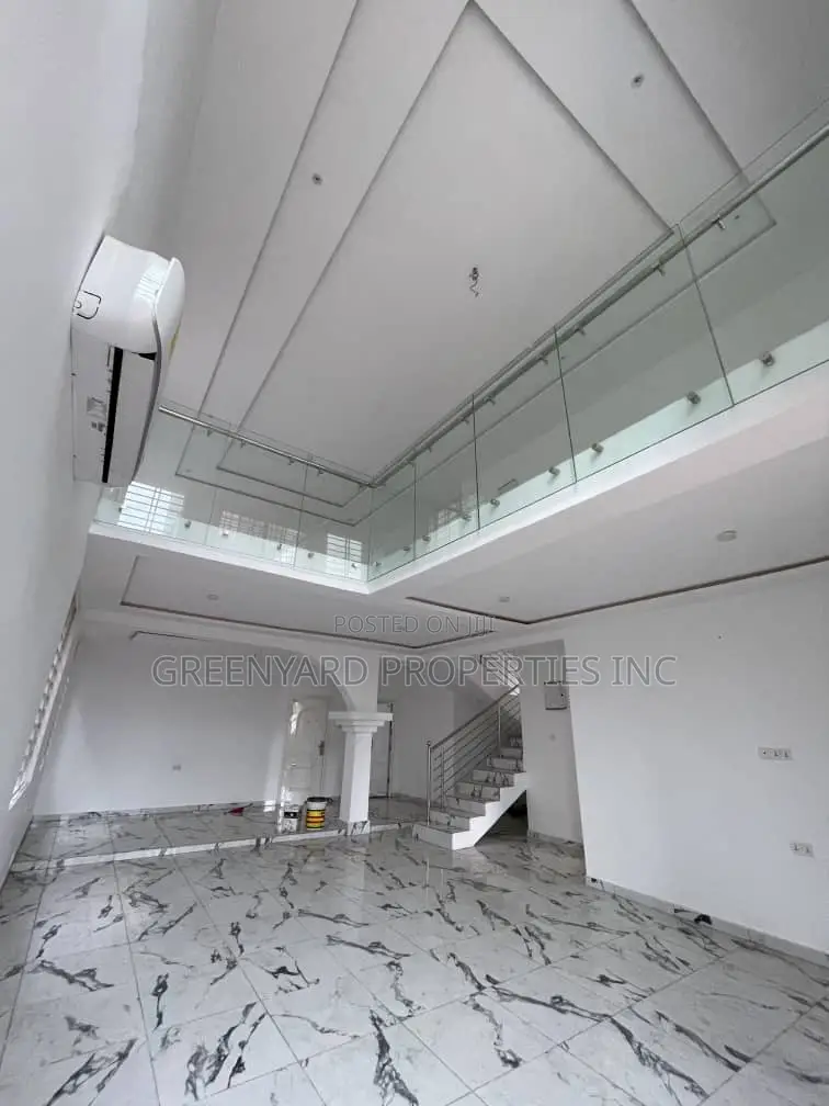 4bdrm House in Lakeside Estate, Ashaley Botwe for rent