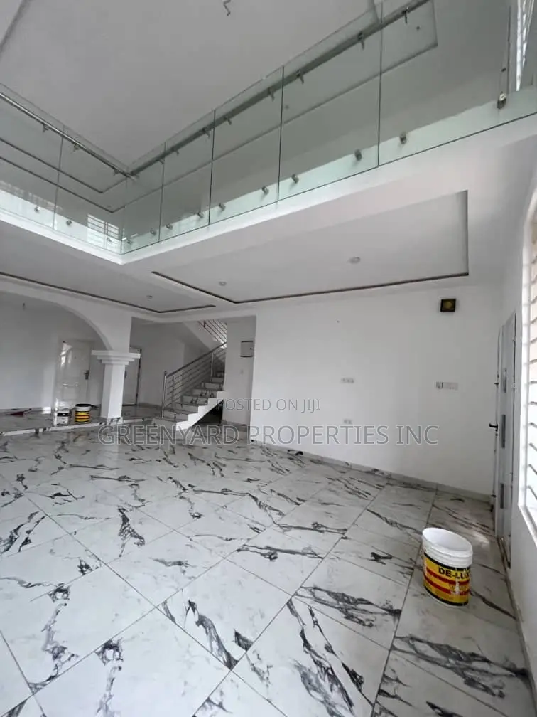 4bdrm House in Lakeside Estate, Ashaley Botwe for rent