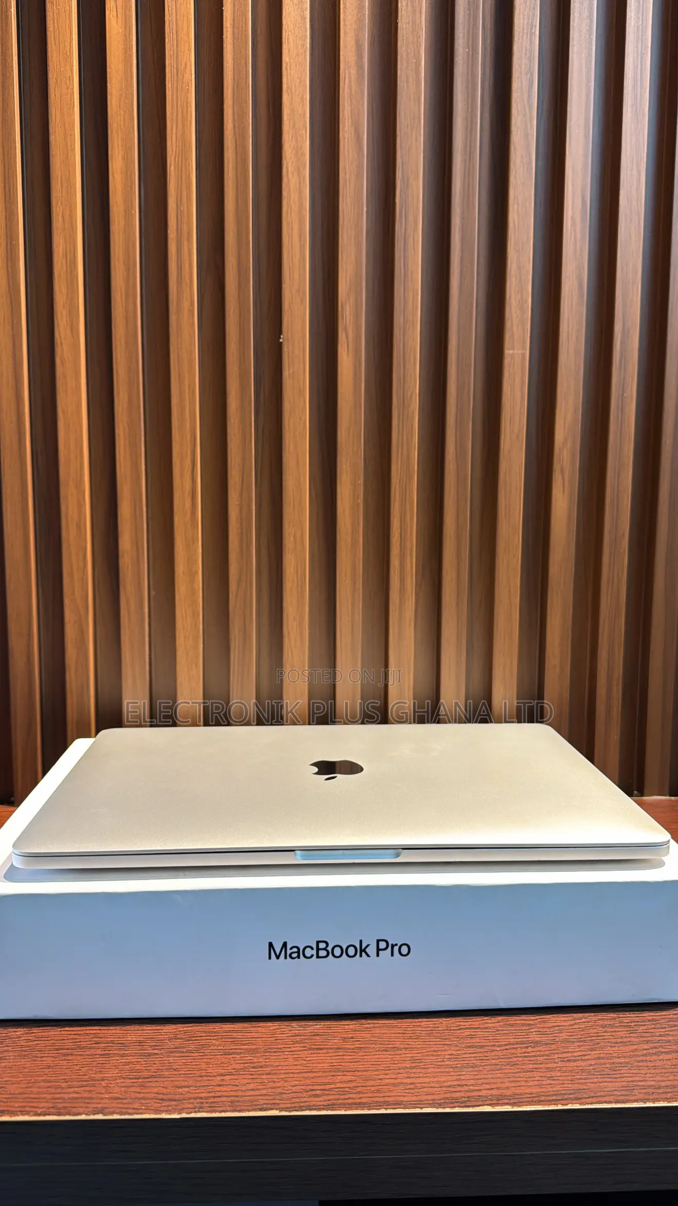 Laptop Apple MacBook Pro 2020 M1 8GB Apple M1 Pro SSD 256GB