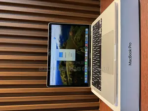 Laptop Apple MacBook Pro 2020 M1 8GB Apple M1 Pro SSD 256GB