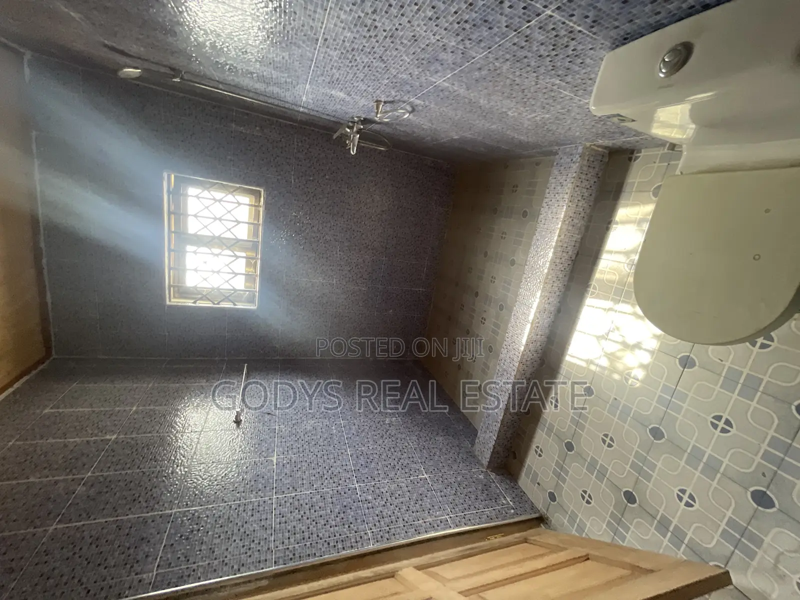 3bdrm House in Adade, Kasoa for rent