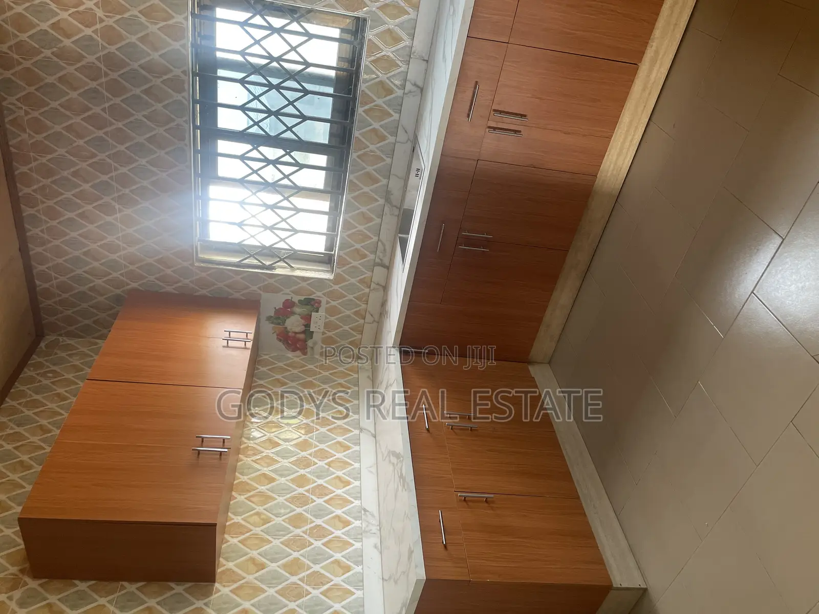 3bdrm House in Adade, Kasoa for rent
