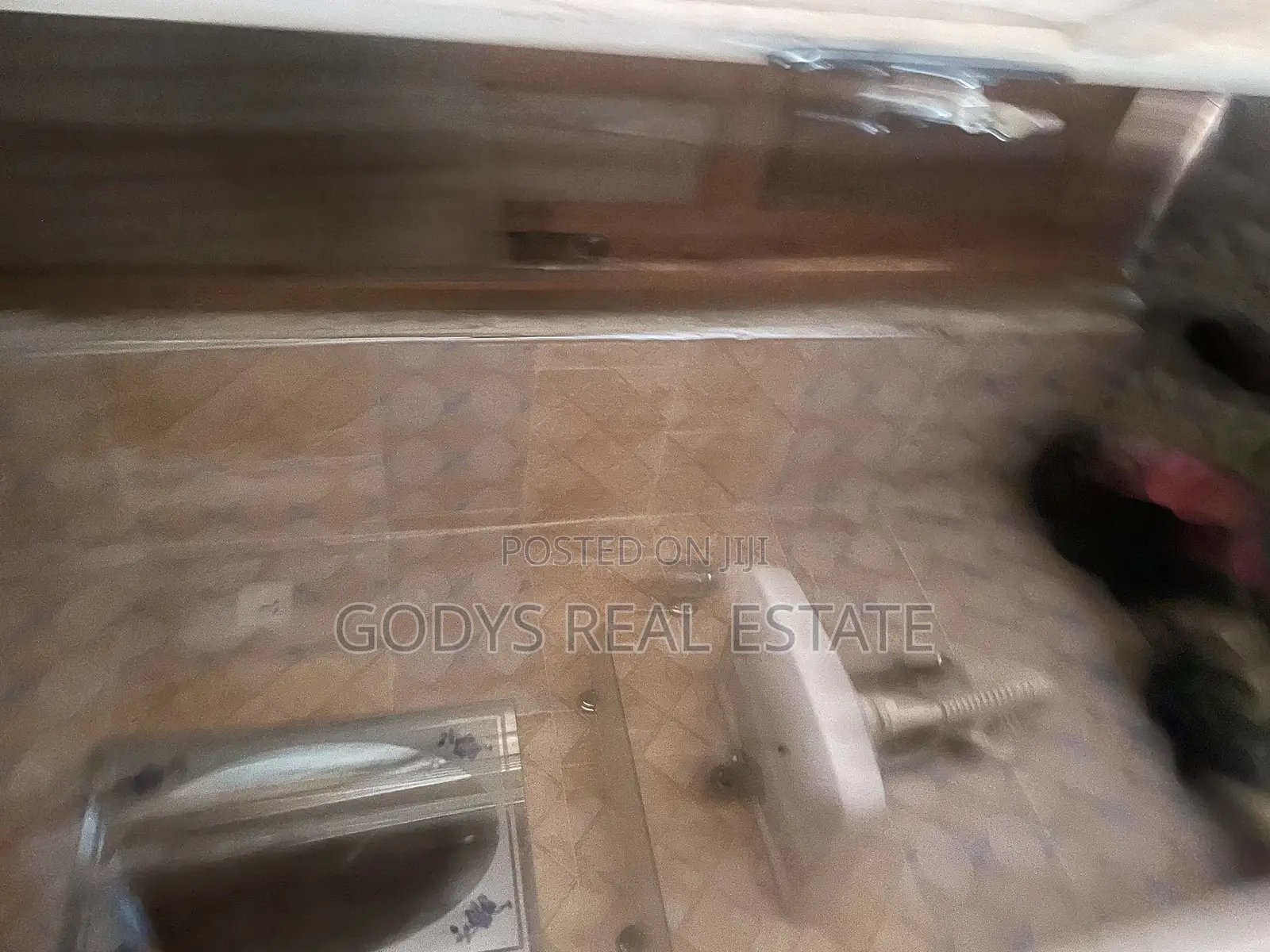 3bdrm House in Adade, Kasoa for rent