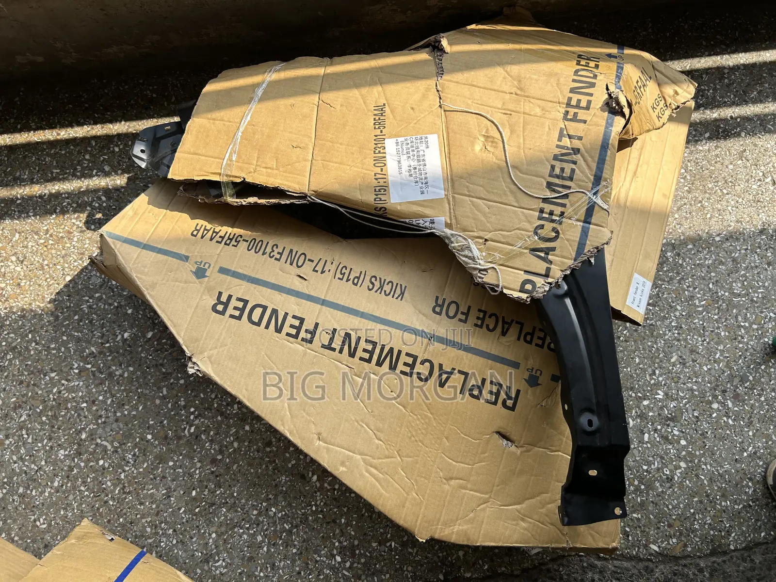 Nissan Kicks 2018 Fender Pair and All Kinds of Parts