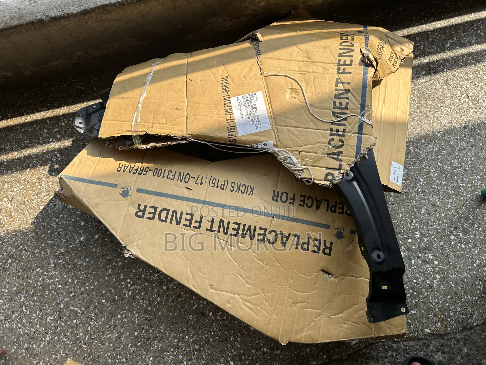 Nissan Kicks 2018 Fender Pair and All Kinds of Parts