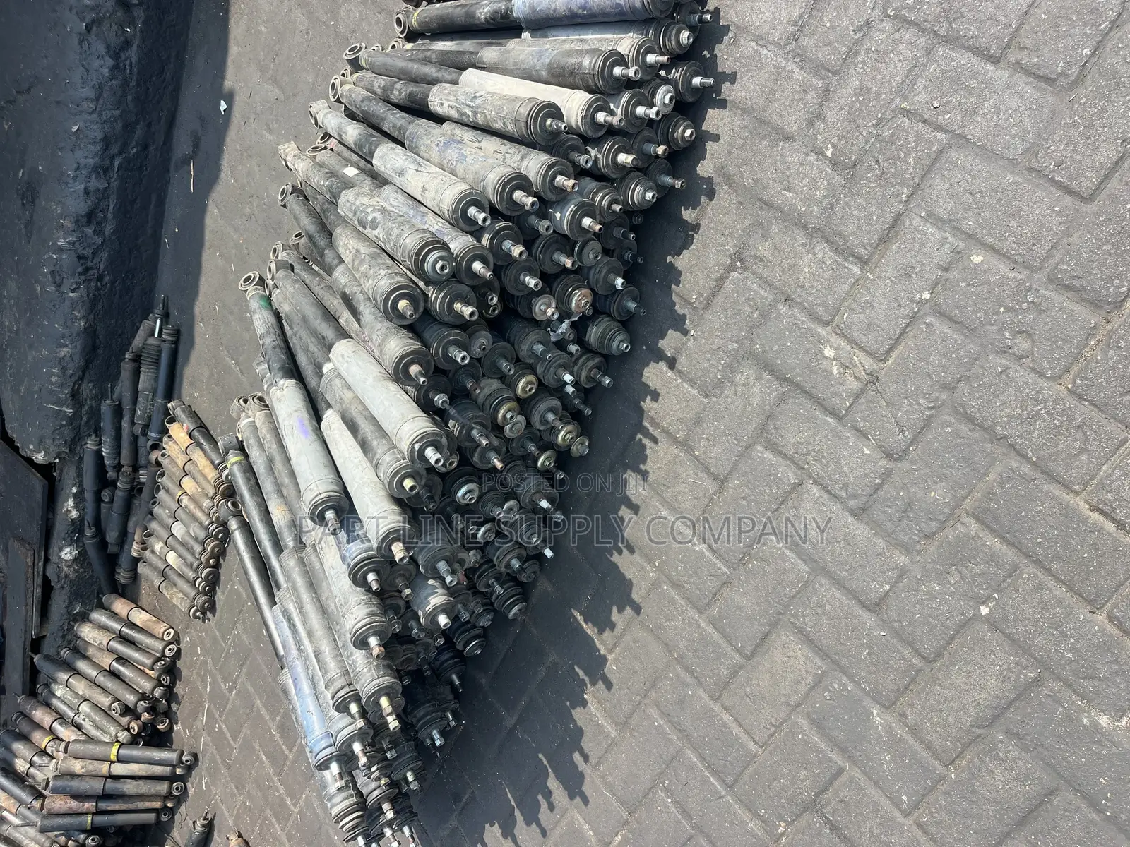 All Kinds of Back Shocks Toyota Voxy,Yaris and Vits Matis3 ,Available