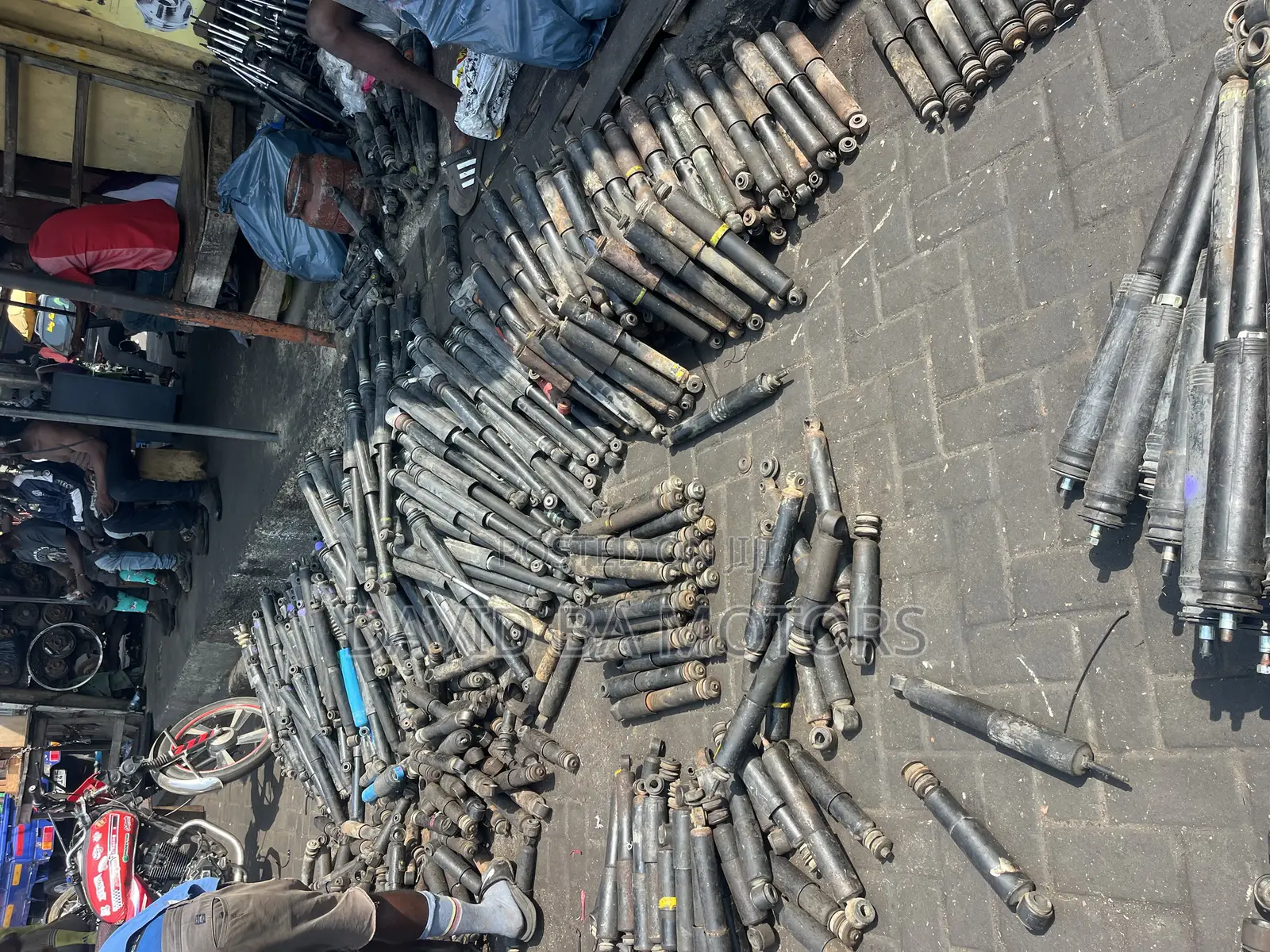 All Kinds of Back Shocks Toyota Voxy,Yaris and Vits Matis3 ,Available