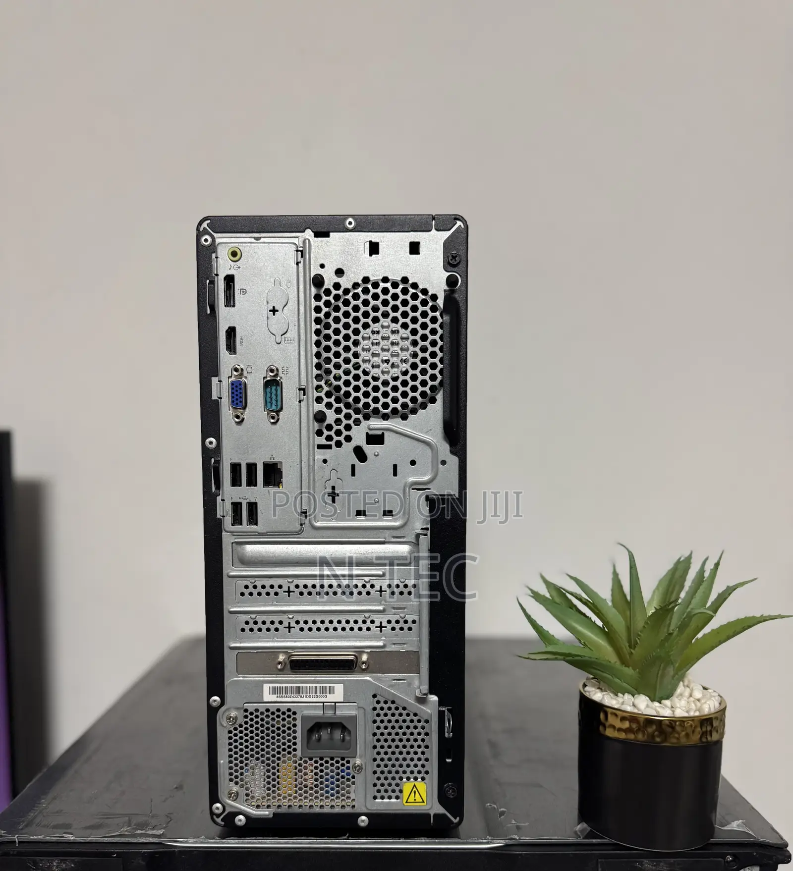 Desktop Computer Lenovo ThinkCentre Neo 50T 8GB Intel Core i5 HDD 1T