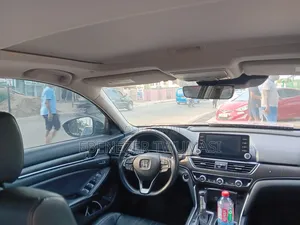 Honda Accord EX-L (1.5L 4cyl Turbo CVT) 2019 Black
