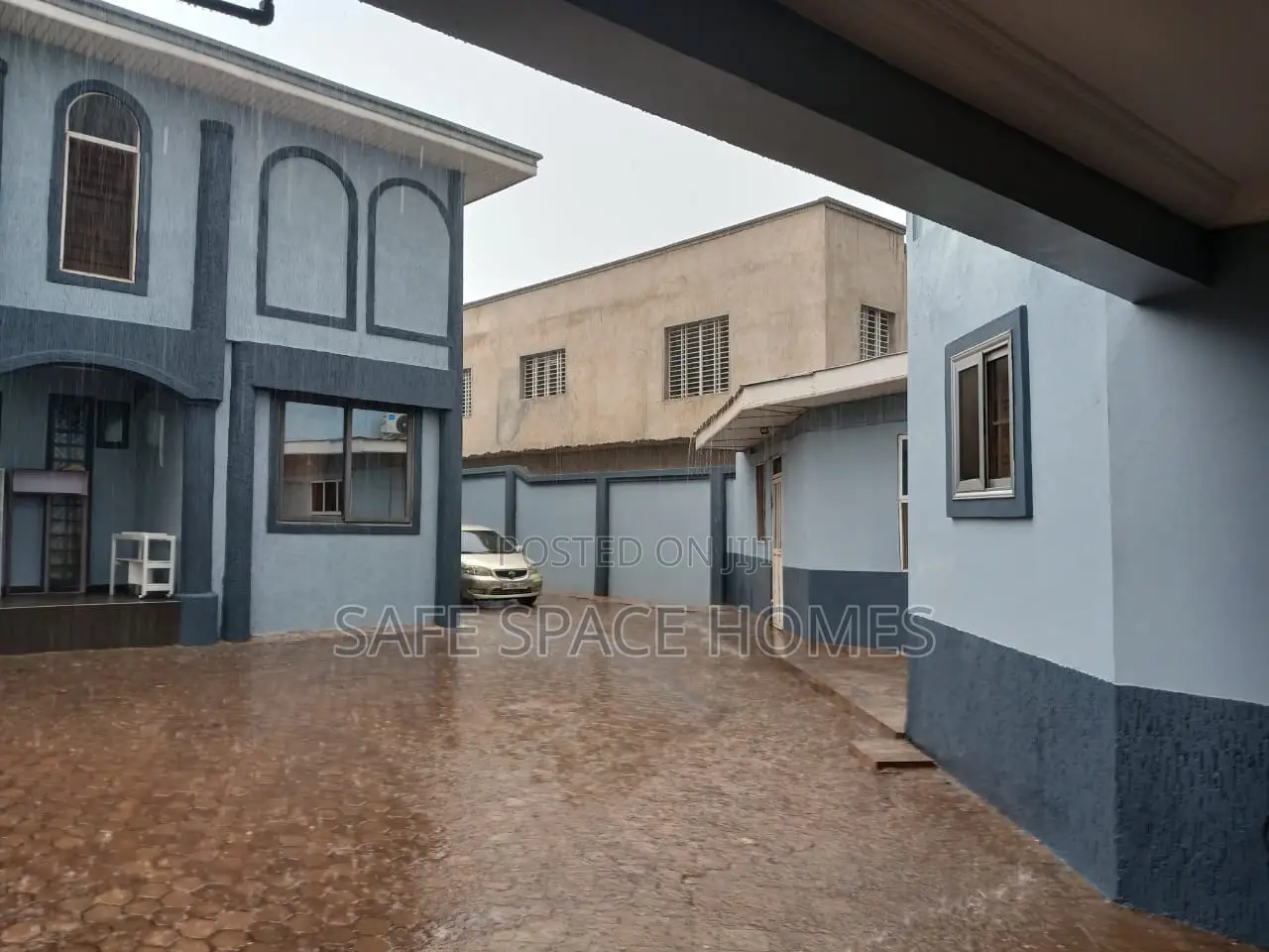 Furnished 18bdrm Block of Flats in New Site for rent