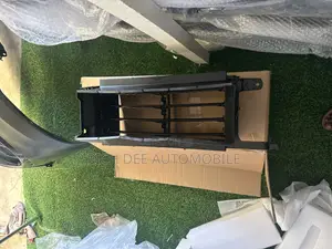 Ford F150 Lower Shutter Grill With Motor