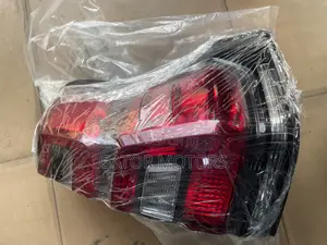 Prado 2013 2014 2015 2016 2017 2018 2019 2020 2021 Tail Lights (Pair)