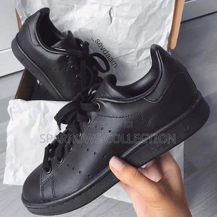 Original Adidas Stan Smith in Triple Black