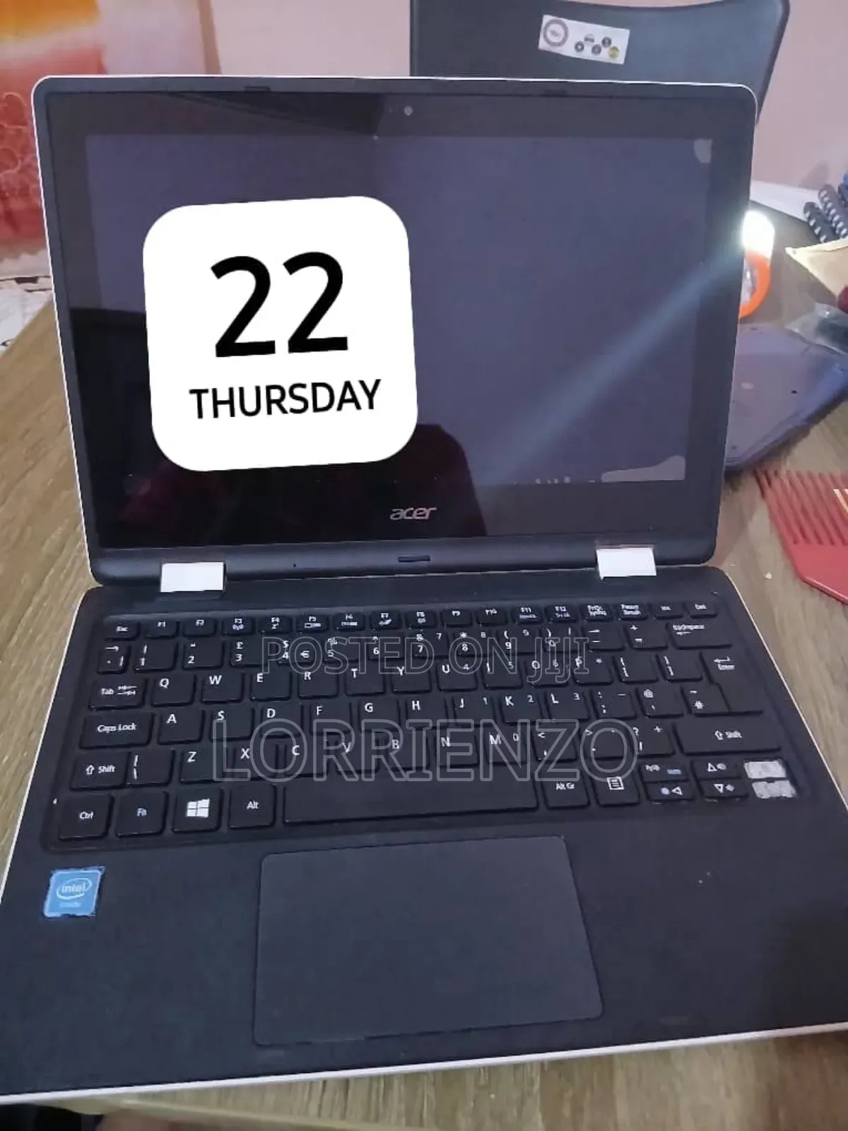 Laptop Acer Aspire R3-131T 4GB Intel Celeron SSD 32GB