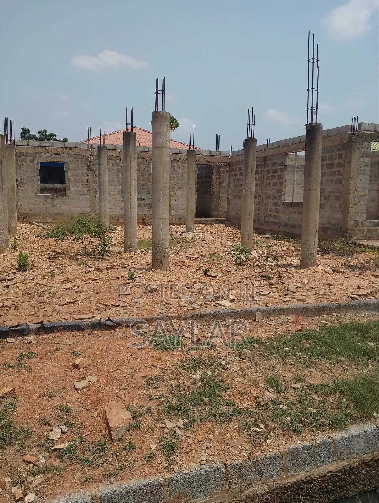 4bdrm Mansion in Enjoyy Estates, Tema Metropolitan for sale