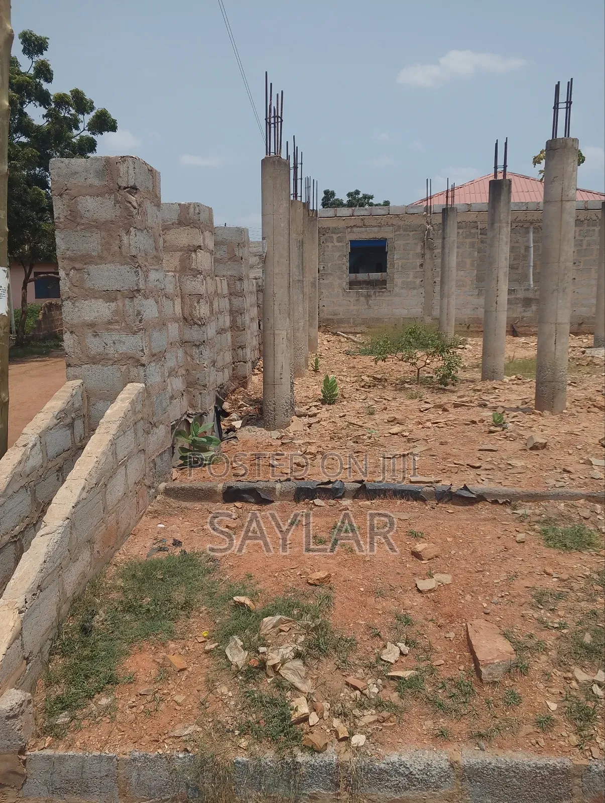 4bdrm Mansion in Enjoyy Estates, Tema Metropolitan for sale