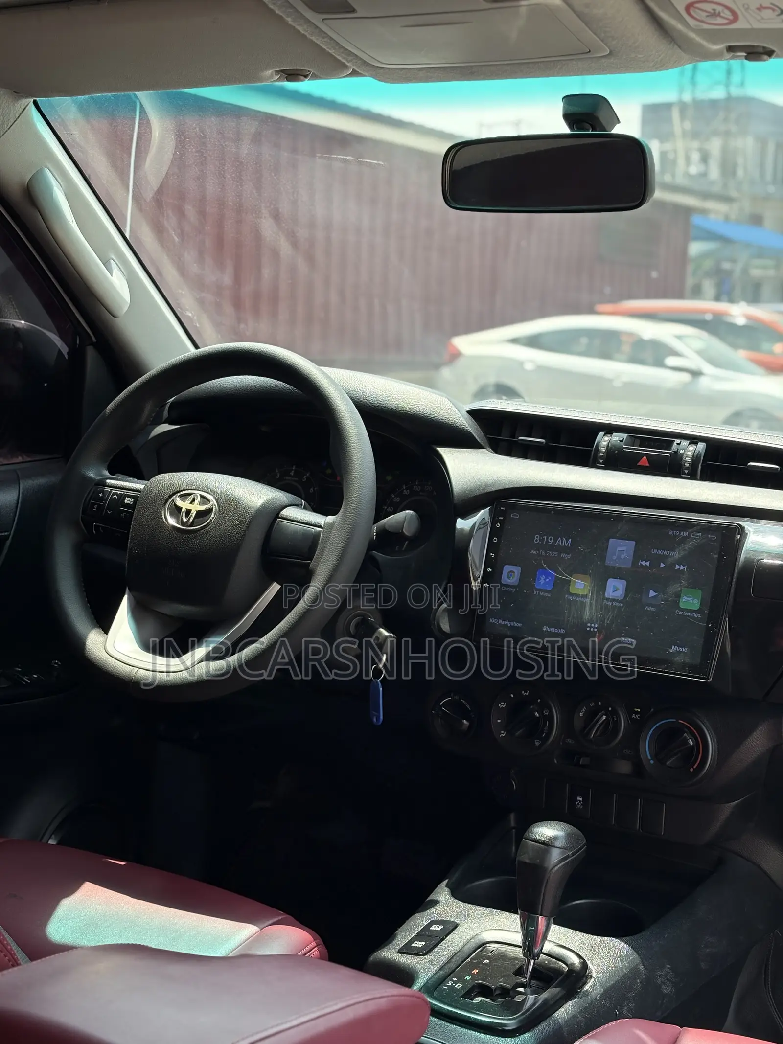 Toyota Hilux 2018 White