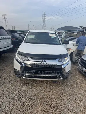 Mitsubishi Outlander 2020 White
