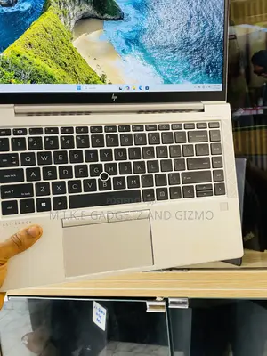 Laptop HP EliteBook 845 G8 16GB AMD Ryzen 5 SSD 256GB