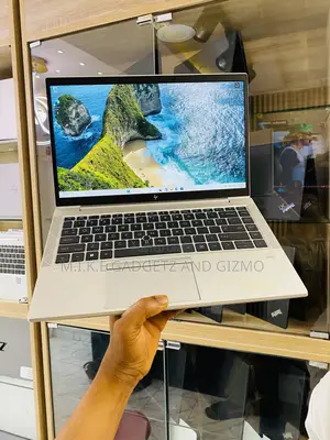 Laptop HP EliteBook 845 G8 16GB AMD Ryzen 5 SSD 256GB